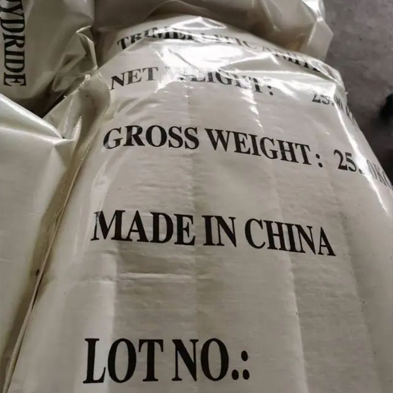 Perché i prodotti chimici organici sono fondamentali nelle industrie moderne?